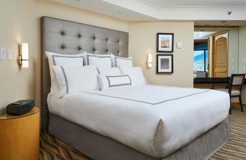 Coal Harbour Hotel | Pan Pacific Vancouver