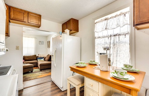Panama City House | Panama City House w/Fireplace ~ 10 Mi to Beach!