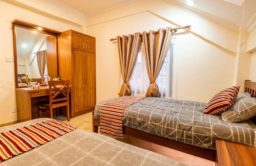Kathmandu Bed & Breakfast | Panas UK BNB