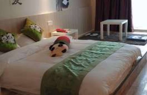 Shunqing District Hotel | Panda Cub Hotel China West Normal University Branch
