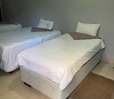 Windhoek House | Pandeinge