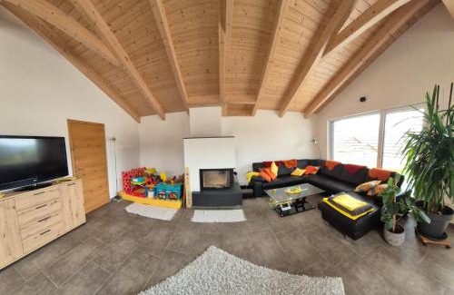 Neumarkt in Steiermark Apartment | Panorama Apartment bei Familie Schoahs