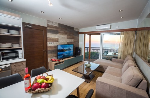 Pegeia House | Panorama Edge villa (Luxury modular villa with spa Jacuzzi)