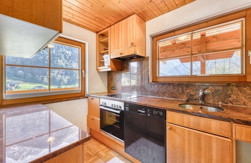 Brand House | Panorama Ferienhaus Zentral