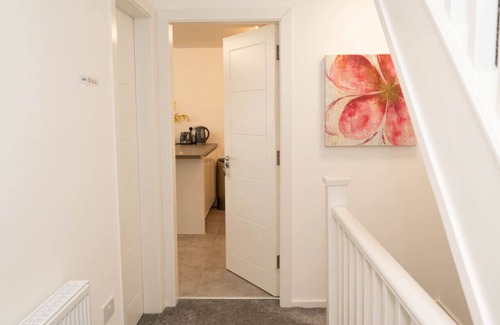 Kidlington Apartment | Panorama House, Modern 3-bedroom Apartment, Oxford