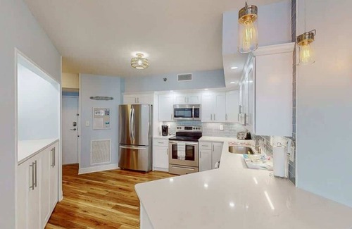 Orange Beach Condo | Panoramic Gulf Views|Beachfront|3 bedroom|Sleeps 8