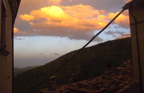 Pretoro House | panoramic house in medieval village, in Majella National Park, mountain and sea