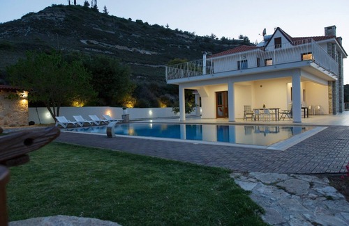 Pano Lefkara Villa | Panoramic Lefkara Villa