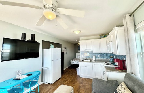 Atlantic Beach Condo | ⛱️Panoramic Ocean & Pool View Studio🏄‍♀️Kitchen Pool WIFI🎣