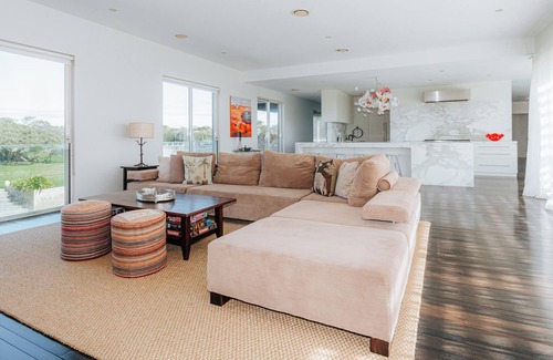 Portsea House | Panoramic Portsea: 5 BR, 6.5 BA in Portsea, Sleeps 10