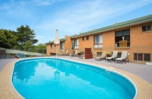 Merimbula Apartment | Panoramic Townhouses By Lisa (Deluxe Front Unit)