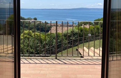 Lake Bracciano Villa | PANORAMIC VILLA WITH POOL ON LAKE BRACCIANO 40 KM FROM ROME