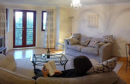 Craigleith Apartment | Panoramic views from this 5* apartment with wifi & parking close to the City