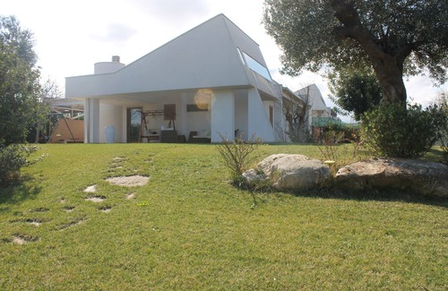 Polignano a Mare Villa | Panoramic villa on coastal stretch north of Polignano a Mare.