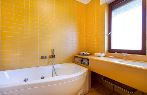 Verbania Villa | Panoramic villa with pool and breathtaking views over the lake! - Villa Flora
