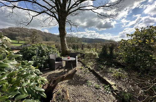 Llandefeilog Cottage | Pant y Cwtsh, Lovely annexe in a pretty rural setting