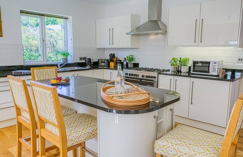 Marianglas Cottage | Pant yr Afallen - a coastal that sleeps 10 guests in 4 bedrooms