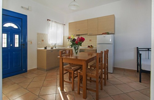 Agia Pelagia House | Pantonia Apartments