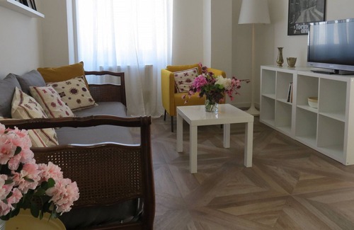 Madonna del Pilone Apartment | Paola's Gallery by Wonderful Italy