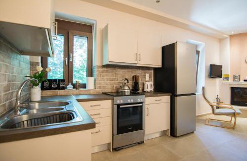 Zaros House | Papa-Antonis Stone House