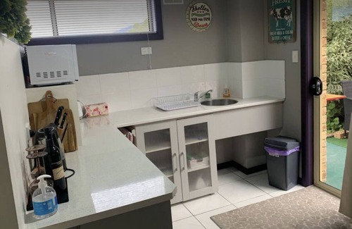 Austins Ferry Apartment | PAPA JOE APARTMENT