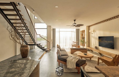 Lang Ha Apartment | Paper-flower House