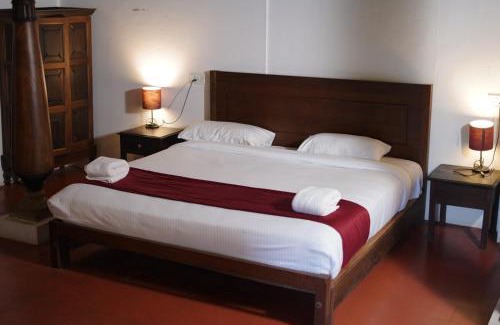 Peermade Hotel | Paradisa Nature Resort