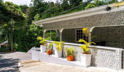 La Misere Apartment | Paradise Breeze Apartment