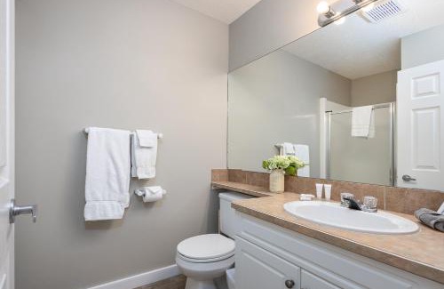 Lethbridge Apartment | Paradise Canyon Golf Resort - Luxury Condo M401