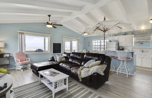 Spanish Grant House | Paradise Found | Beachfront, Steps from the Beach!