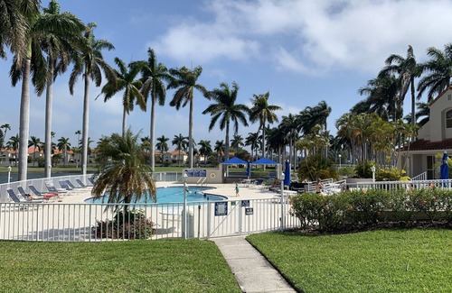 Isla del Sol Condo | Paradise found! Great summer special rates! Don’t miss out!