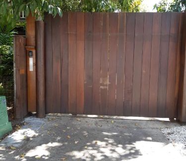 Cairns North Apartment | Paradise Holiday Apartments