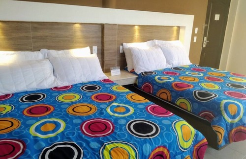 Ciudad Valles Hotel | PARADISE HOUSE Room "PUENTE DE DIOS"