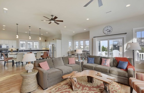 Duck House | Paradise in Duck recently updated in luxury style for a true beach getaway