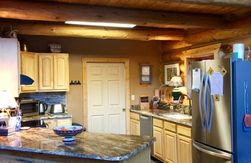 Pray Cabin | Paradise in Montana Log HomenGrizmo Cabin