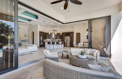Royal Harbor Villa | PARADISE Luxurious Boater‘s Dream Pool & Spa Vacation Mansion - Royal Harbor