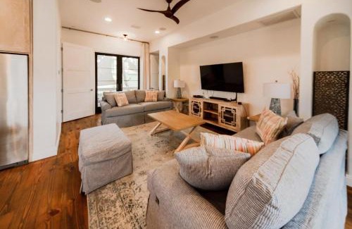 Dune Allen Beach House | Paradise Pete's
