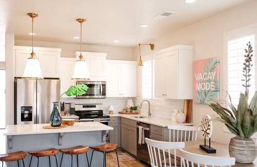 Washington Fields House | 🌴Paradise Place🌴 - Palm tree getaway fit for families!
