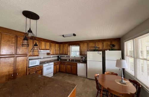Prosperity House | Paradise Point 2BR 2BA