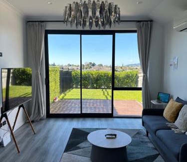 Greerton House | Paradise Retreat