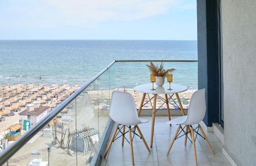 Mamaia-Sat Apartment | Paradise Sea View 2BD apt Spa n Pools beach resort