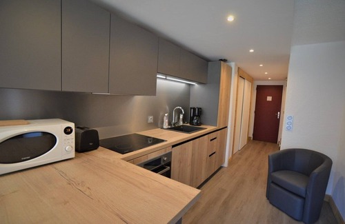 Plan Peisey Apartment | Paradiski renovated closed to the slopes and shops plan peisey