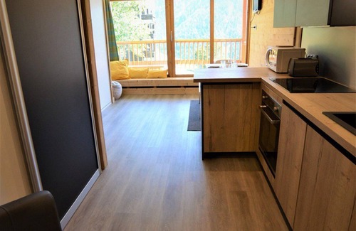 Plan Peisey Apartment | Paradiski renovated closed to the slopes and shops plan peisey