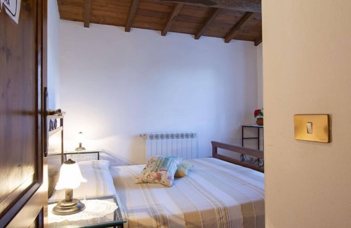 Fabbriche di Vallico House | Paradiso I + II by Interhome