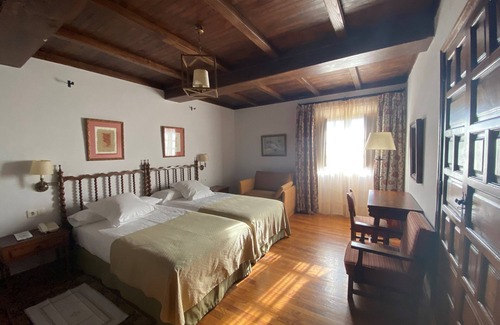 Monterrei Hotel | Parador De Verin