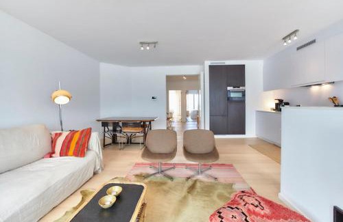Mellet Apartment | Parador Heaven