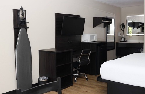 Hillsboro Hotel | Paragon Inn Hillsboro