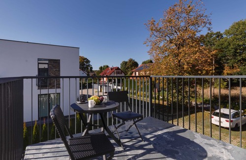 Lukecin Apartment | Paraiso A5 | Elegant Studio | Balcony | Pool