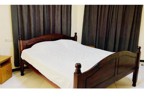 Paramaribo Villa | Paramaribo Villa Near Vibrant District incl Kitchen Household Service