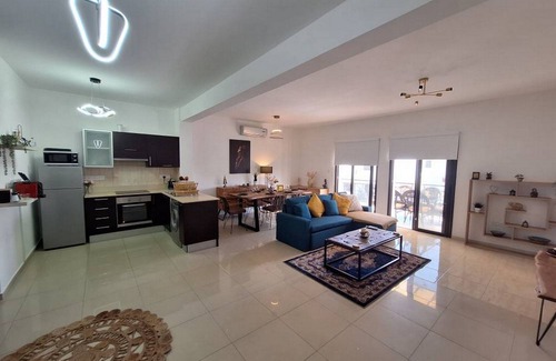 Tersefanou Apartment | Paramount Gardens Resorts D204